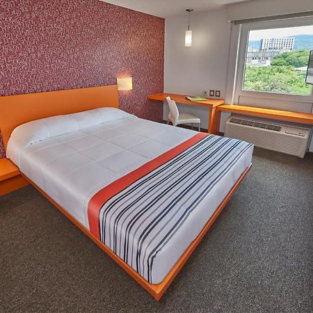 City Express Junior By Marriott Tuxtla Gutierrez Poliforum Eksteriør bilde